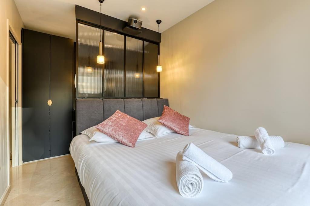 Montaigne Executive Suite Paris Luaran gambar